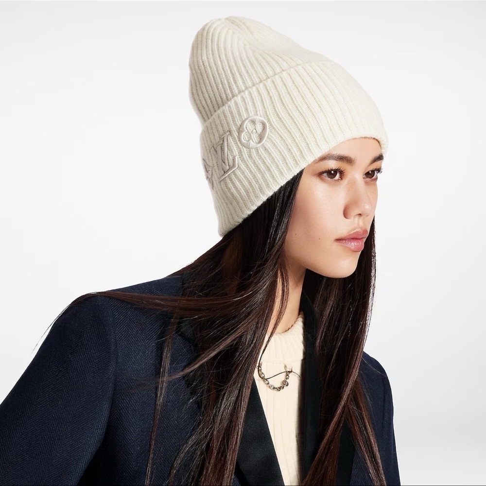Louis Vuitton new headline beanie NIB white ivory hat
